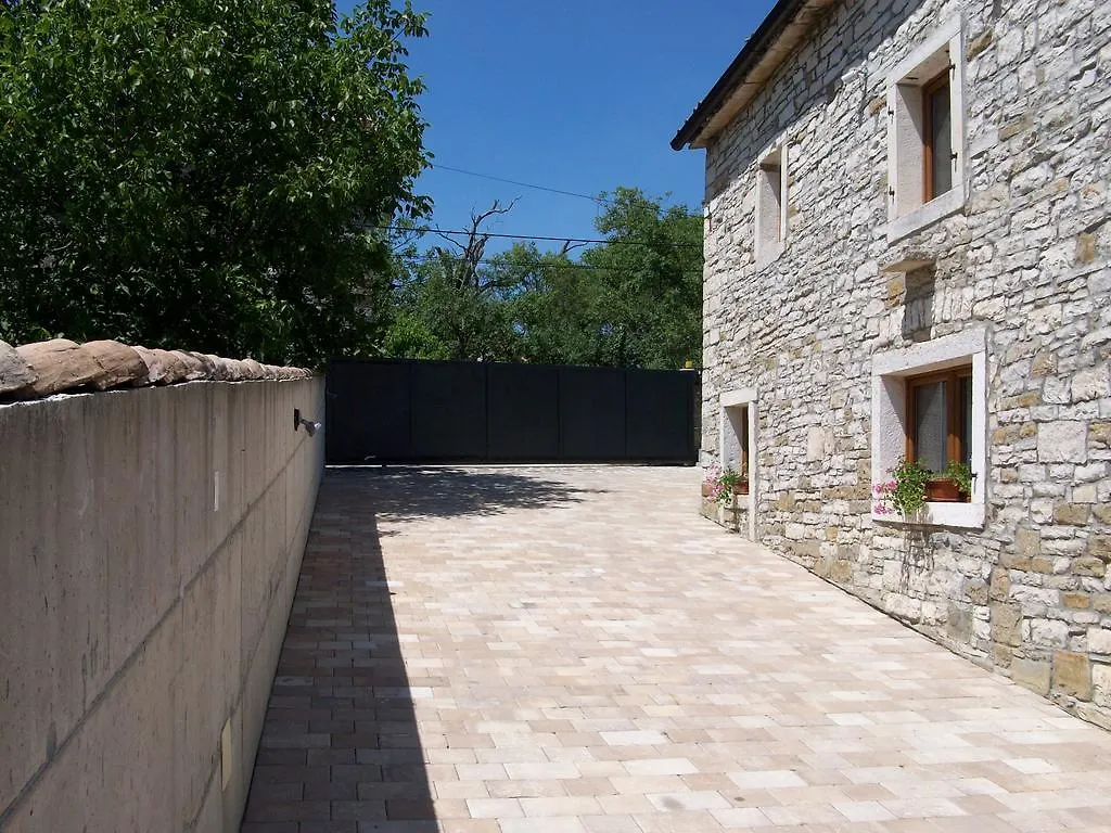 Vila Vesna 0*, Groznjan Croatia